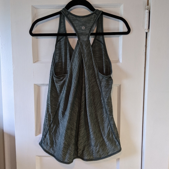 Relaxed Fit green Lululemon Tank - Picture 2 of 2